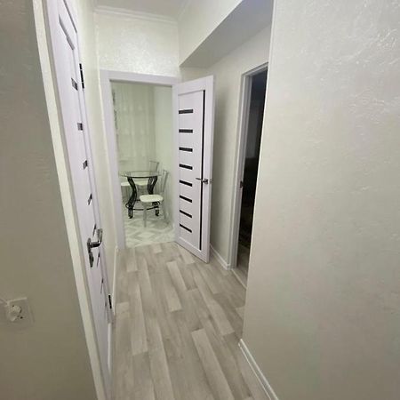 Ахметова 6 7 Apartment Almaty Bagian luar foto