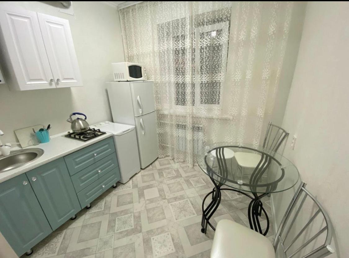 Ахметова 6 7 Apartment Almaty Bagian luar foto